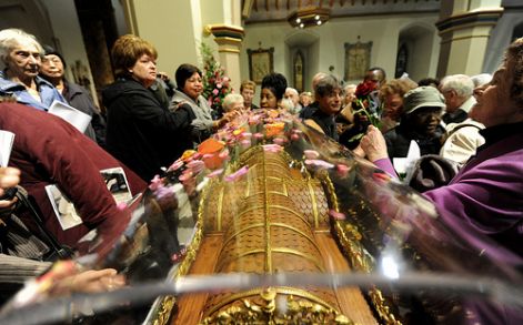 nottingham_mass_and_evening_vigil_010.jpg